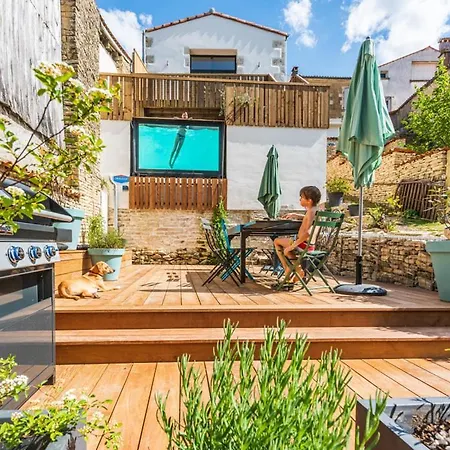Mélusine Villa *